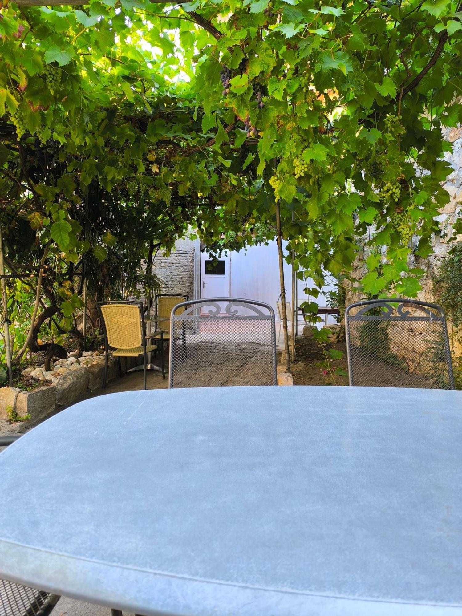 Casa Di Marko 105 M2 Garden Apartment Rovinj Bagian luar foto